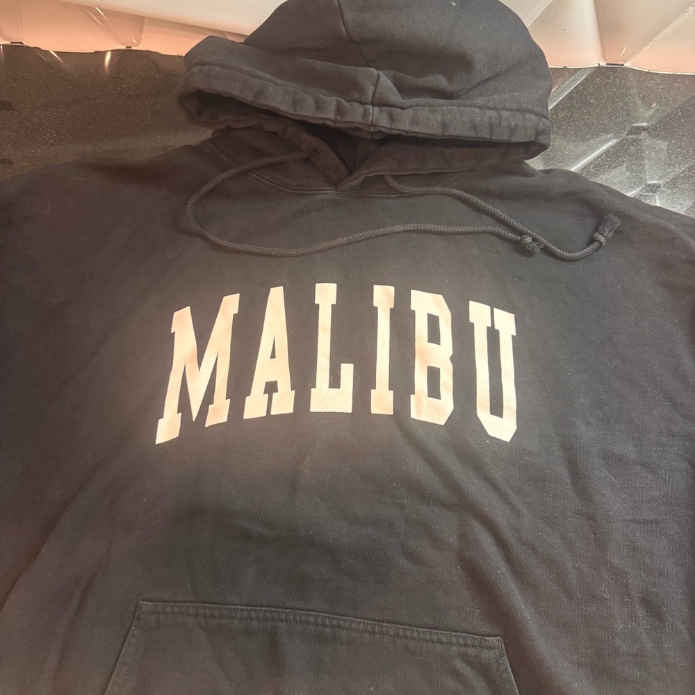 MALIBU Sweatshirt*stickers with purchase **